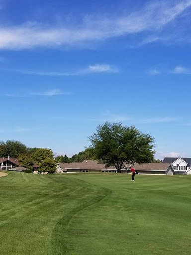 Golf Club «Pontiac Elks Lodge and Golf Course», reviews and photos, 429 Elks Club Rd, Pontiac, IL 61764, USA