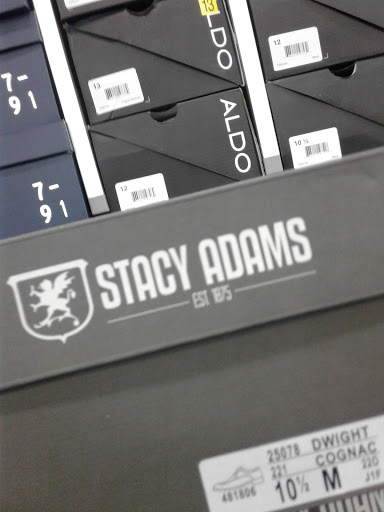 Shoe Store «DSW Designer Shoe Warehouse», reviews and photos, 375 E Altamonte Dr, Altamonte Springs, FL 32701, USA