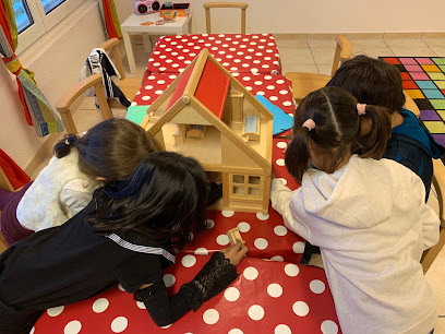 Atelier Polyglotte - Langues pour enfants Sàrl