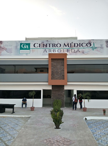 Centro Médico Arboleda