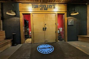 Tom Foolery's Restaurant & Bar image