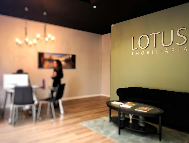 Lotus Imobiliária - Loures