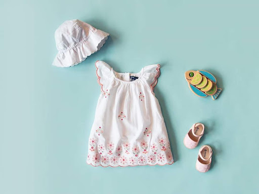 Clothing Store «Gap Outlet», reviews and photos, 423 86th St, Brooklyn, NY 11209, USA