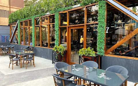 Seven Yard Cafe & Resturant image