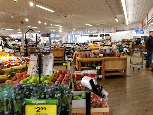 Supermarket «Big Y», reviews and photos, 1 E Silver St, Westfield, MA 01085, USA