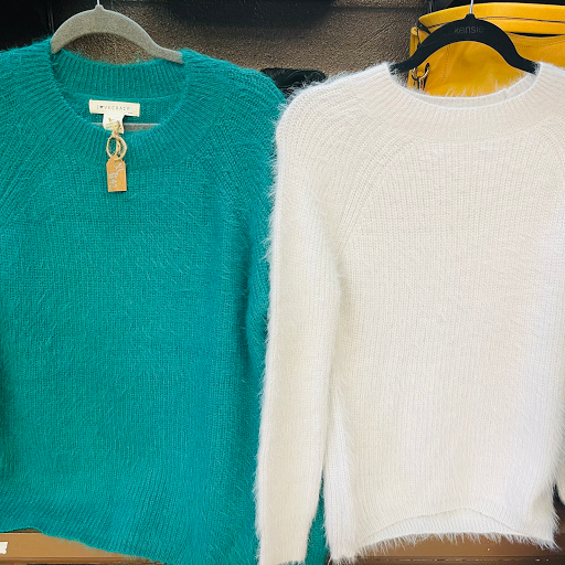 Beauty Salon «Strands Hair Spa and Boutique», reviews and photos, 2918 Nall St, Port Neches, TX 77651, USA