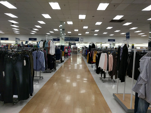 Department Store «Marshalls», reviews and photos, 3855 E Foothill Blvd, Pasadena, CA 91107, USA