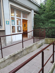 Photo n°3 de Esnaut Roger Georges - Restaurant MEAUX à Paris ()