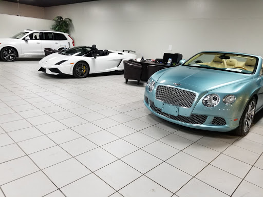 Used Car Dealer «Discovery Auto Center», reviews and photos, 10536 N Florida Ave, Tampa, FL 33612, USA