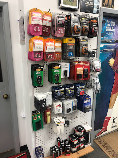 Sporting Goods Store «Budget Sporting Goods», reviews and photos, 6611 Westcott St, Houston, TX 77007, USA