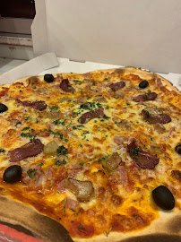 Plats et boissons du Pizzas à emporter Le Kiosque à Pizzas à Puiseaux - n°19
