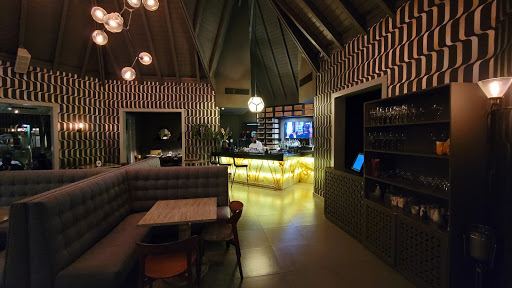 Bars with reserved areas for couples in Punta Cana
