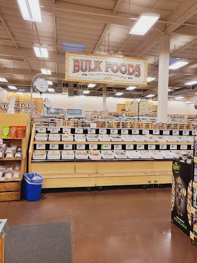 Health Food Store «Sprouts Farmers Market», reviews and photos, 24285 Magic Mountain Pkwy, Valencia, CA 91355, USA