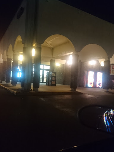 Supermarket «Hometown Market», reviews and photos, 1421 N Wood Ave # 1500, Florence, AL 35630, USA