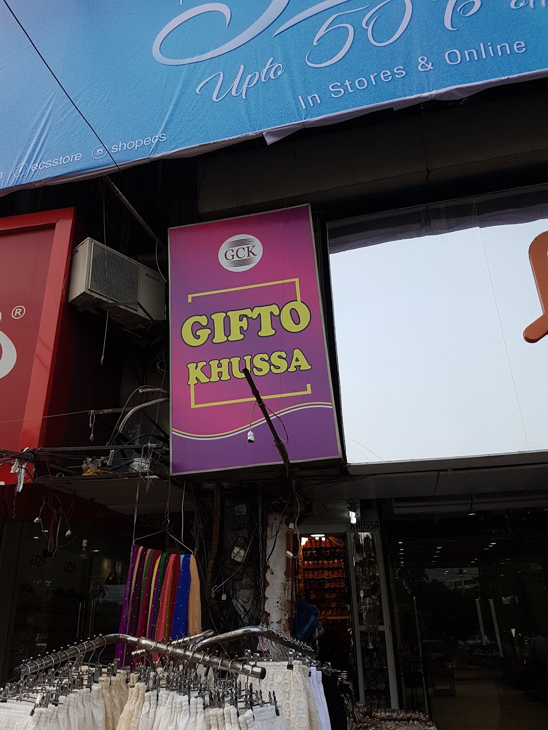 Gifto Chappal & Khussa