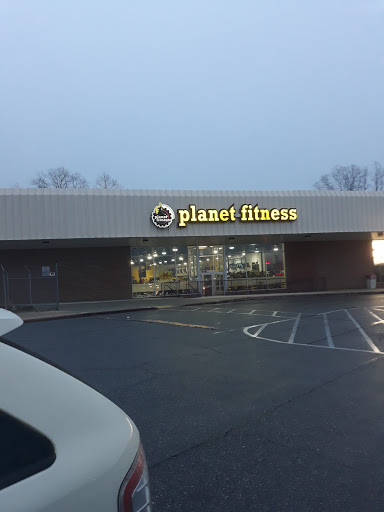 Shopping Mall «Reisterstown Shopping Center», reviews and photos, 11961 Reisterstown Rd, Reisterstown, MD 21136, USA