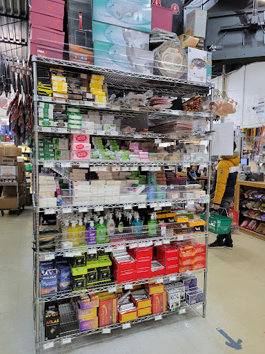 Supermarket «Sahar International Supermarket», reviews and photos, 4851 N Kedzie Ave, Chicago, IL 60625, USA