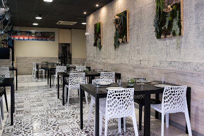 Restaurant Public Lounge Mercat - Carrer Botigues, 3, 46800 Xàtiva, Valencia, Spain