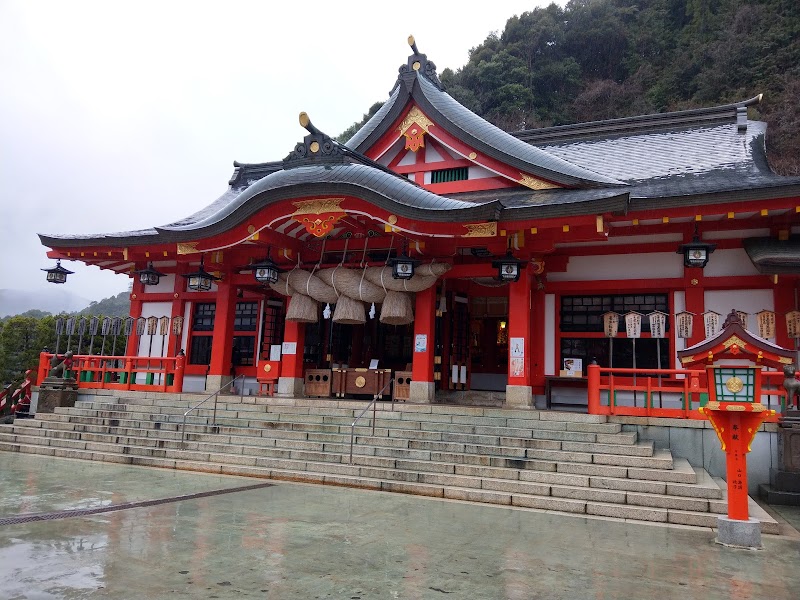 稲成神社