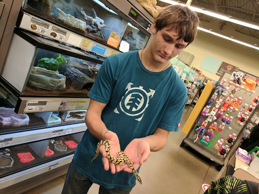 Pet Supply Store «Petco Animal Supplies», reviews and photos, 2210 N Eagle Rd, Meridian, ID 83646, USA