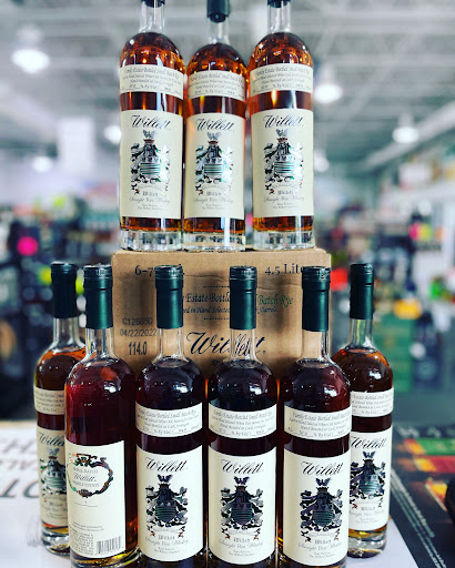 Liquor Store «Georgia Liquor Barn», reviews and photos, 701 Atlanta Rd, Cumming, GA 30040, USA