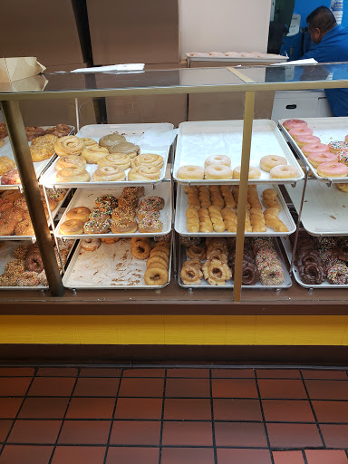 Donut Shop «Heavenly Doughnuts Shop», reviews and photos, 504 NE 102nd Ave, Portland, OR 97220, USA