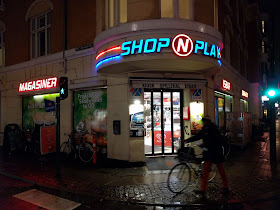 Shop N Play