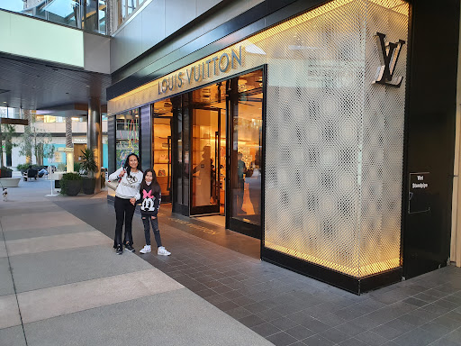 Shopping Mall «Santa Monica Place», reviews and photos, 395 Santa Monica Place, Santa Monica, CA 90401, USA