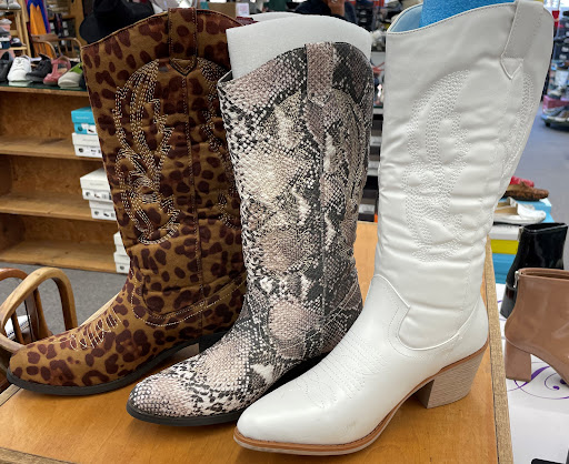 Shoe Store «Pix Shoes of Louisville», reviews and photos, 201 S Preston St, Louisville, KY 40202, USA