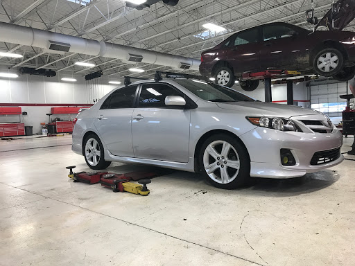 Ford Dealer «Oxmoor Auto Group», reviews and photos, 8001 Shelbyville Rd, Louisville, KY 40222, USA