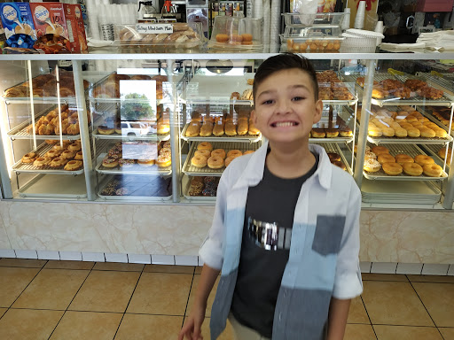 Donut Shop «Donut Tyme», reviews and photos, 9131 Jurupa Rd, Riverside, CA 92509, USA