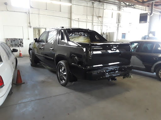 Auto Body Shop «Maaco Collision Repair & Auto Painting», reviews and photos, 288 S E St, San Bernardino, CA 92401, USA