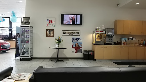 Hyundai Dealer «San Tan Hyundai», reviews and photos, 3252 S Auto Way, Gilbert, AZ 85297, USA