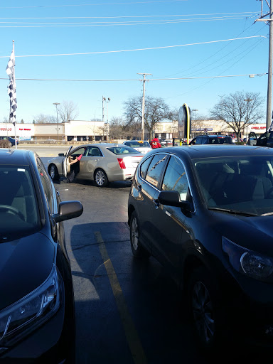 Car Wash «Raceway Carwash & Detail Center», reviews and photos, 211 W Rand Rd, Arlington Heights, IL 60004, USA