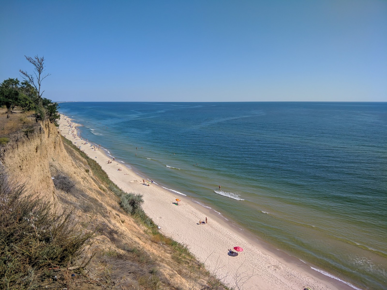 Foto von Plyazh S. Kurortne mit beiger sand Oberfläche