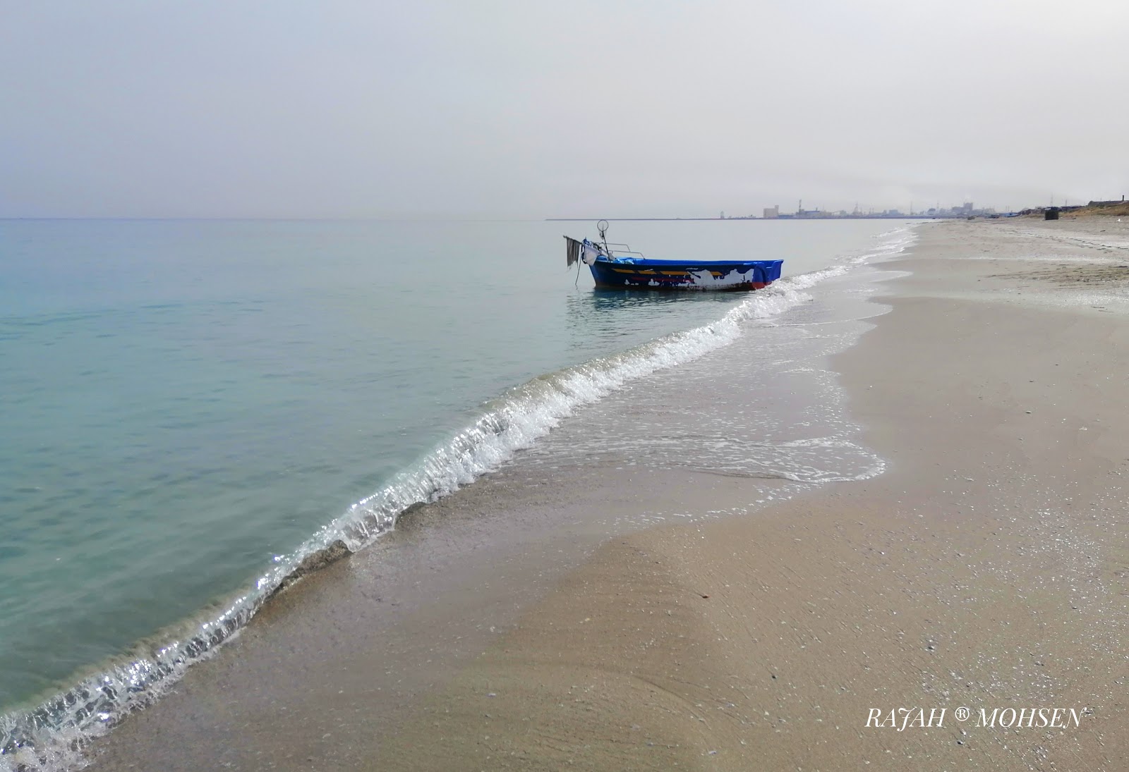 Foto av D'Oudref II beach med turkosa vatten yta