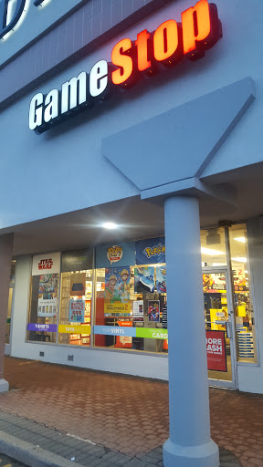 GameStop, 85 Godwin Ave #9, Midland Park, NJ 07432, USA, 