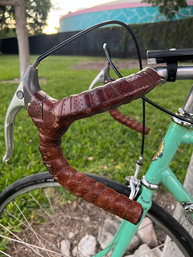 Used Bicycle Shop «Willie’s Bicycle», reviews and photos, 3210 NE 2nd Ave, Miami, FL 33137, USA