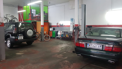 Taller de Mecánica LA SOLUCIÓN en Madrid, Madrid