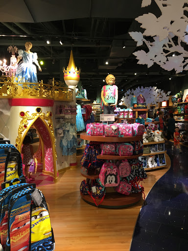 Toy Store «Disney Store», reviews and photos, 1961 Chain Bridge Rd, McLean, VA 22102, USA