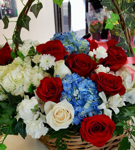 Florist «The Petal Pusher Floral Design», reviews and photos, 6 Elizabeth St, Derby, CT 06418, USA