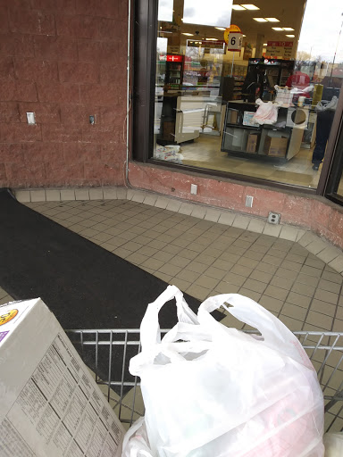 Supermarket «Gateway Market», reviews and photos, 2511 State St, East St Louis, IL 62205, USA