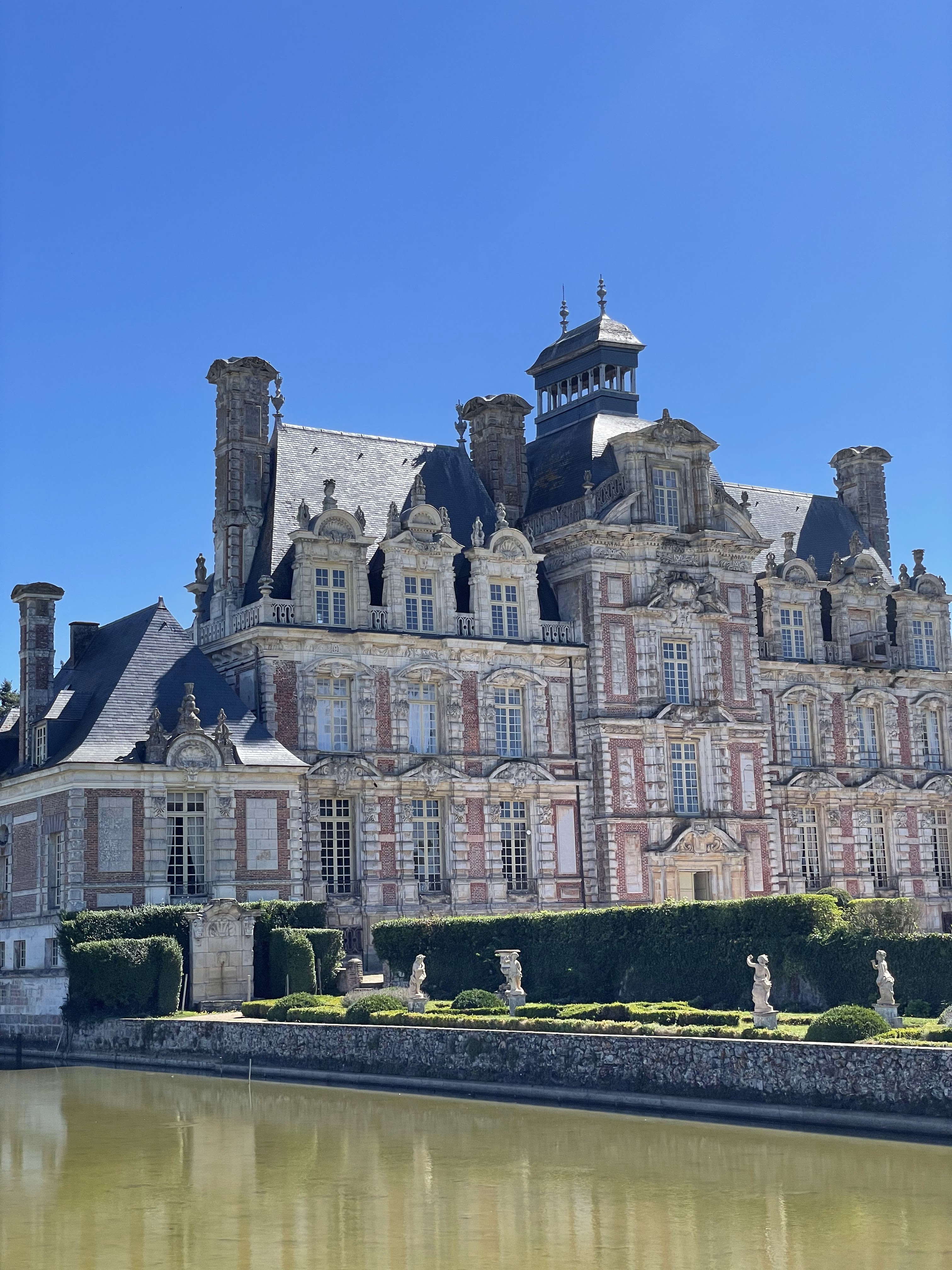 Photo n° 14 de l'avis de PZT.N fait le 26/08/2023 à 17:32