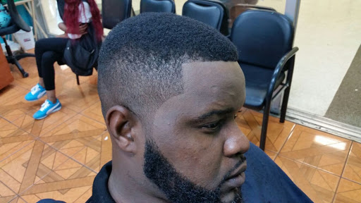 Hair Salon «Cut It Out!! Salon/Barbershop», reviews and photos, 1305 NW 40th Ave, Lauderhill, FL 33313, USA