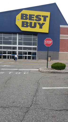 Electronics Store «Best Buy», reviews and photos, 675 US-1, Iselin, NJ 08830, USA