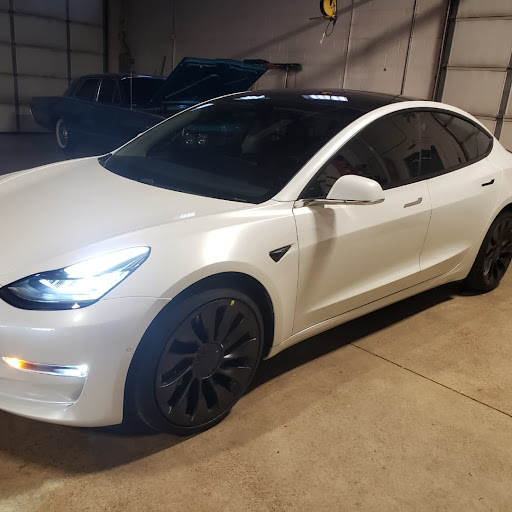 Auto Body Shop «Buzz-Off Automotive», reviews and photos, 1752 W Maple Rd, Troy, MI 48084, USA