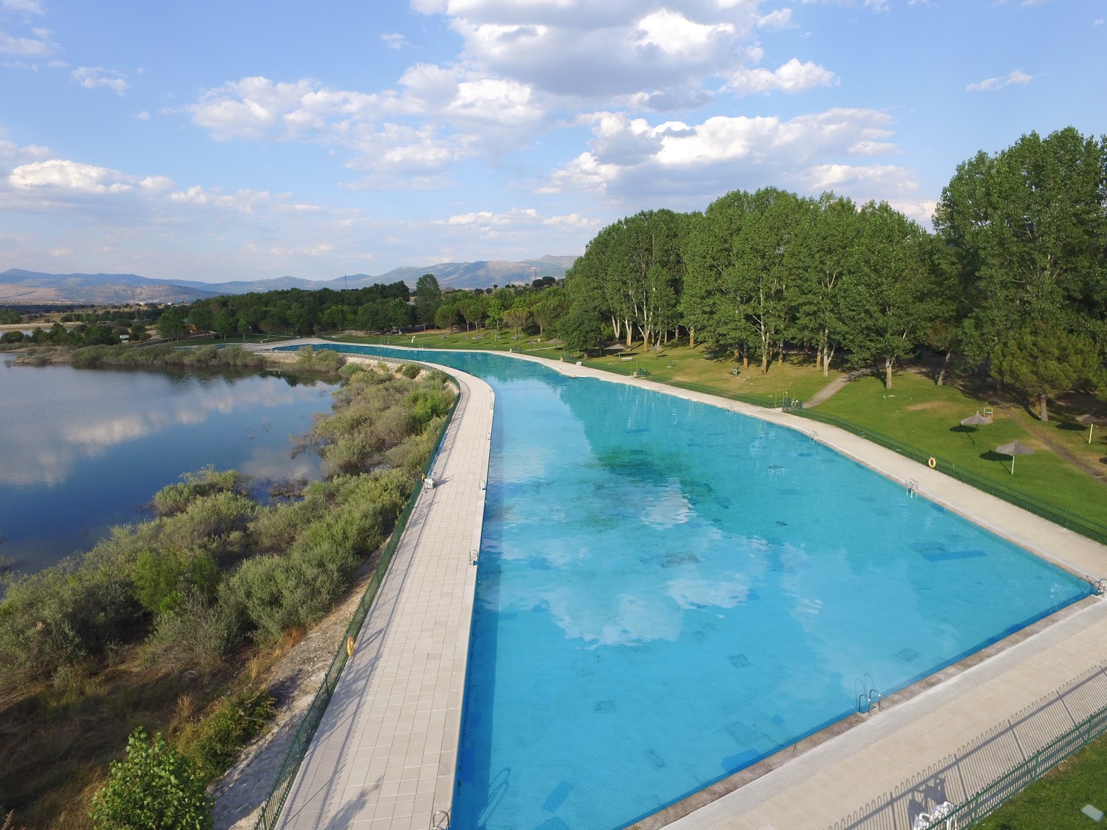 Foto van Riosequillo Recreation Area met turquoise puur water oppervlakte