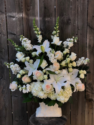 Florist «Kati Mac Floral Designs», reviews and photos, 36 S High St, West Chester, PA 19382, USA