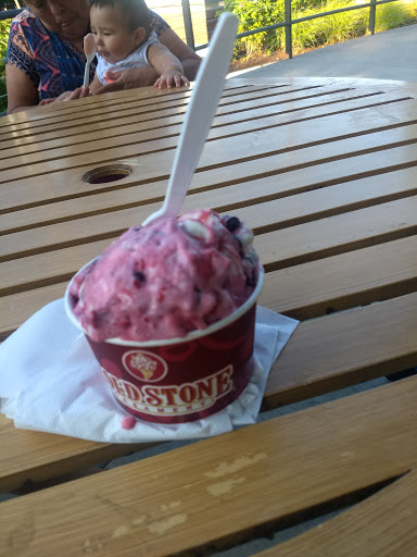 Ice Cream Shop «Cold Stone Creamery», reviews and photos, 12286 SW Scholls Ferry Rd #14, Tigard, OR 97223, USA