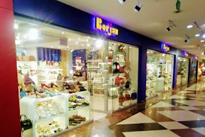 Borjan Shoes Store Hakim Mall image
